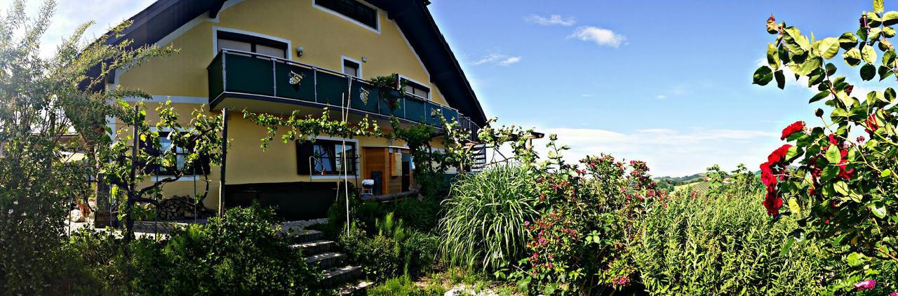 Toso Genussreich Hotel Leutschach Exterior photo