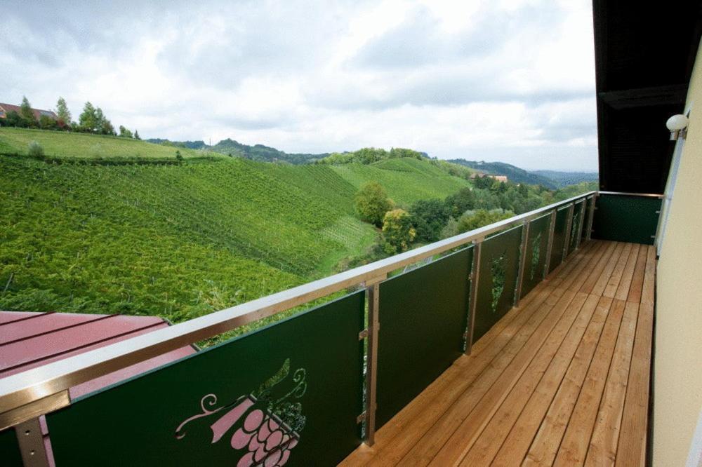 Toso Genussreich Hotel Leutschach Exterior photo